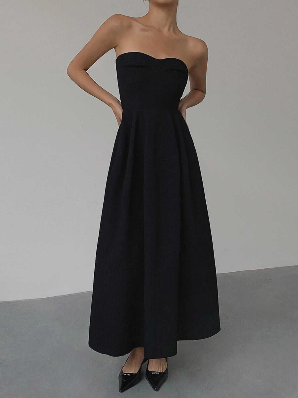 Contour Piping Strapless Tank Midi Dress